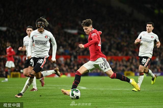 露了他们在 露了他们在